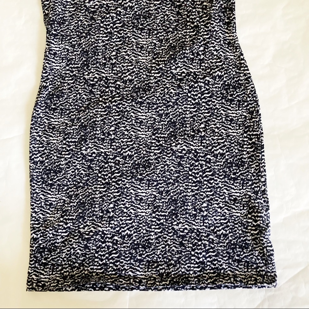 H&M Basic Print Mini Dress - Picture 4 of 10